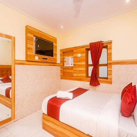 Aman Hotel Near Cst Mumbai Kültér fotó