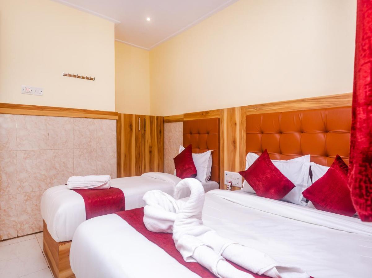 Aman Hotel Near Cst Mumbai Kültér fotó